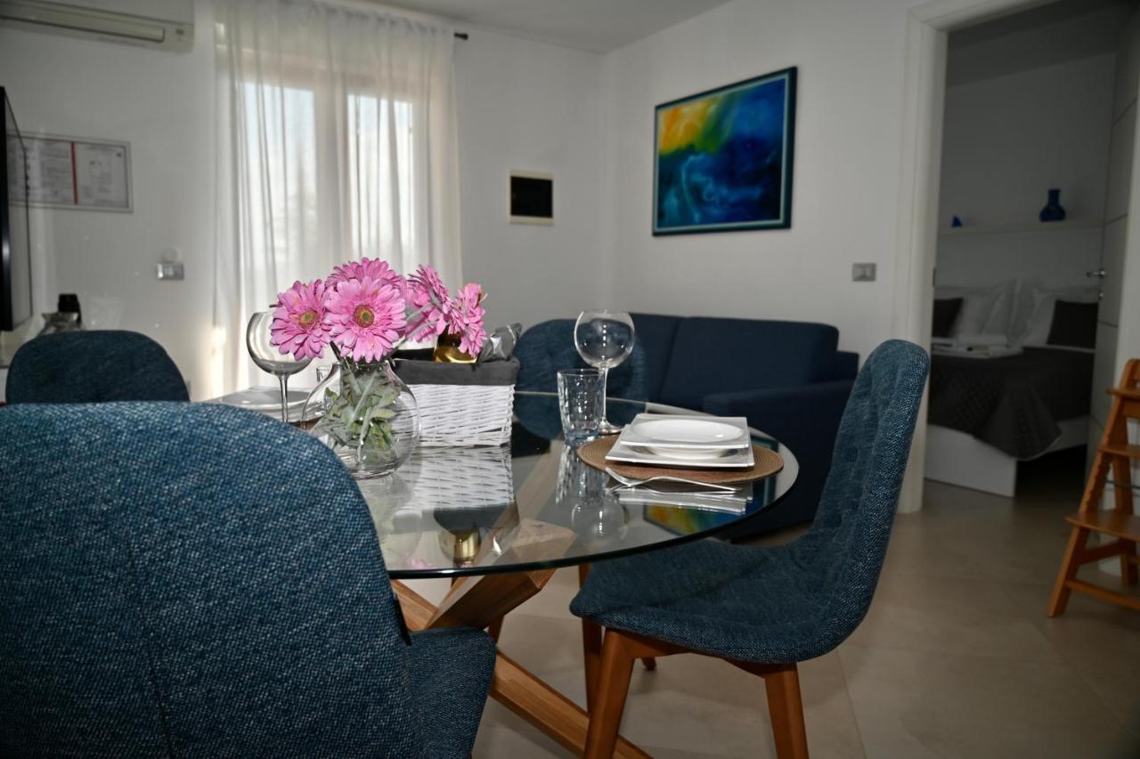 Sea Star Apartment Capodistria Esterno foto