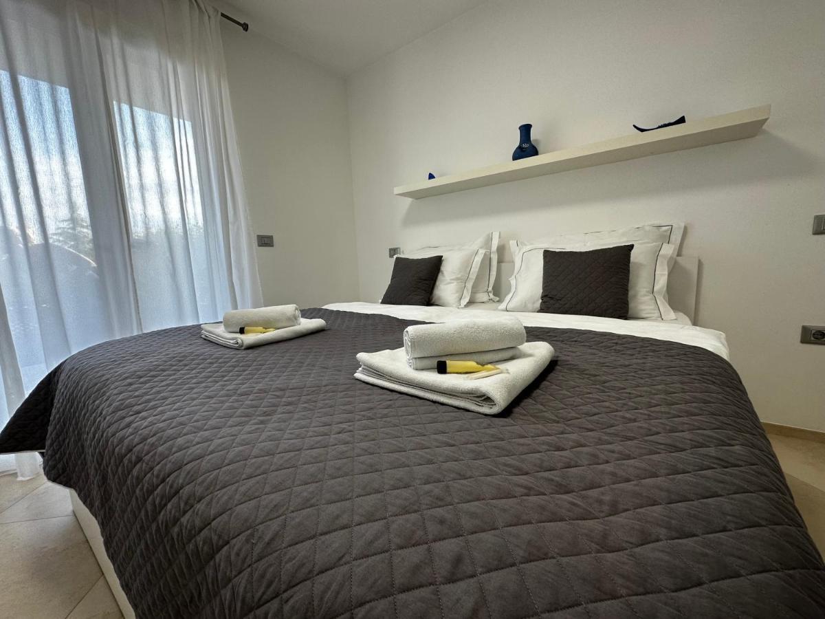 Sea Star Apartment Capodistria Esterno foto